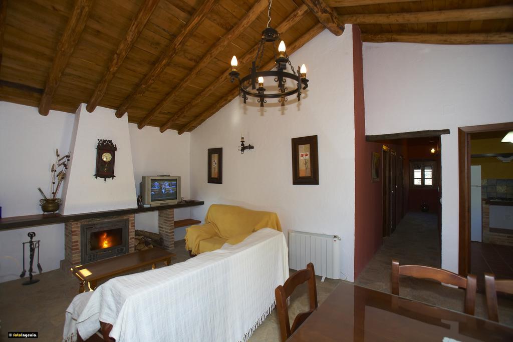 Hotel Enrique Calvillo Эль-Боске Номер фото
